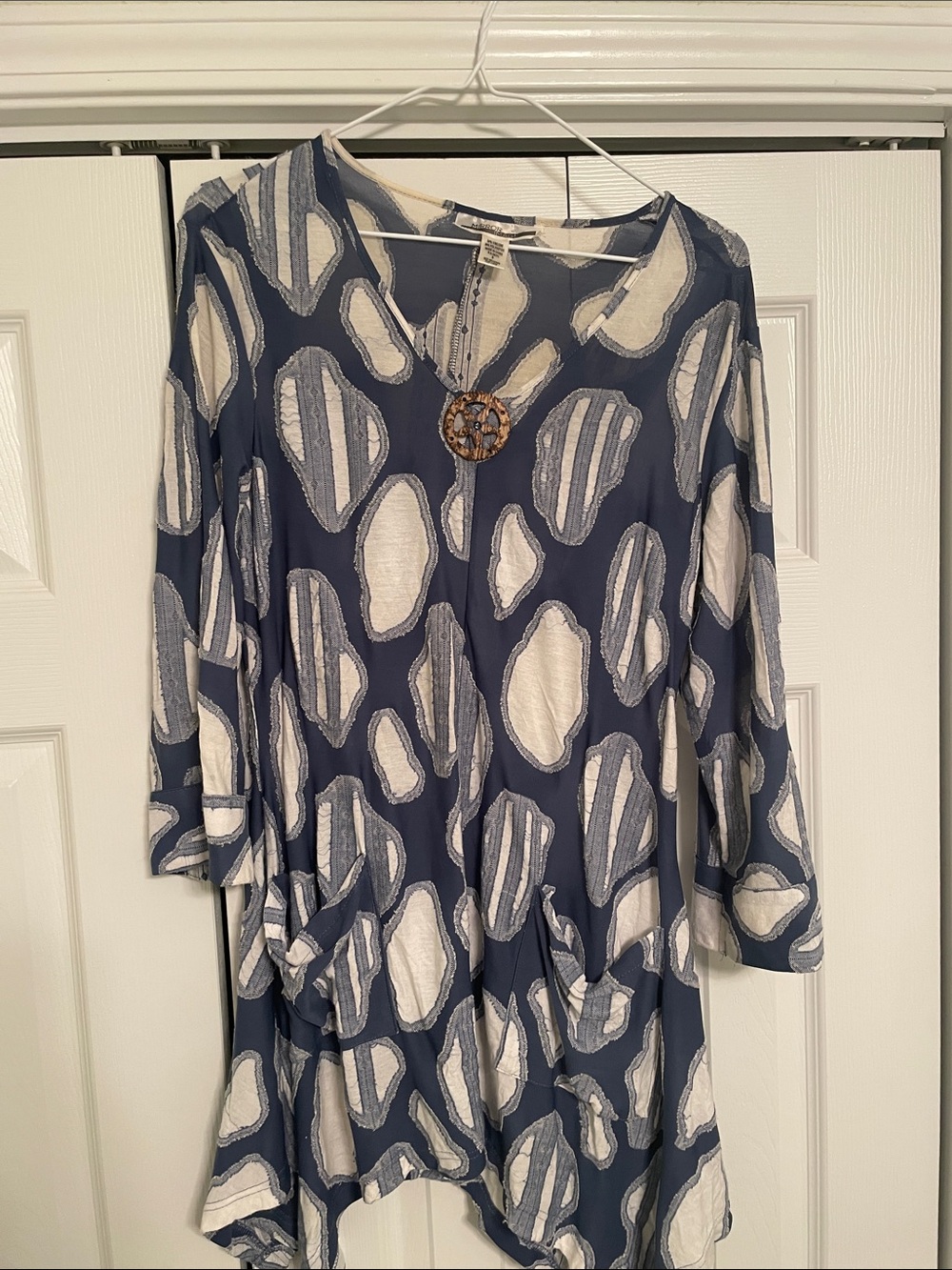 Women's Navy and White Patterned Long-Sleeve Tunic